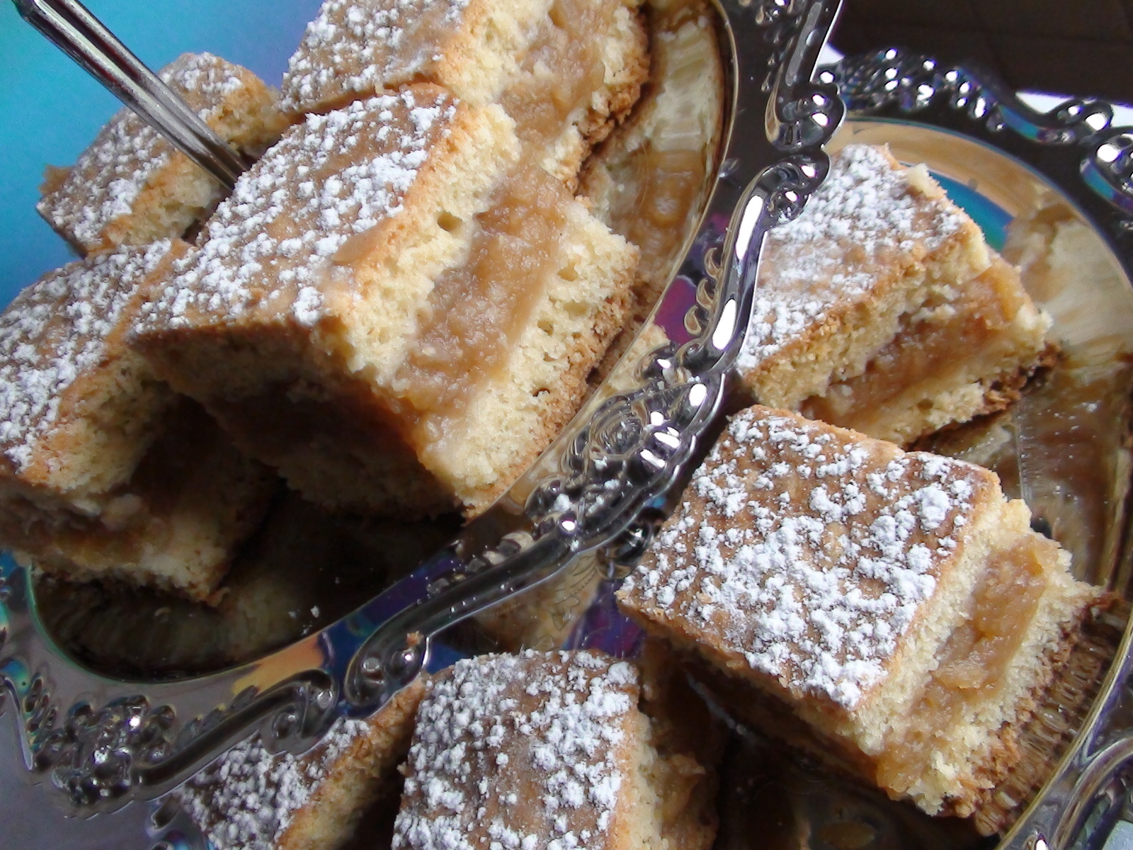 ÍZEMLÉKEK: Mese almás (omlós/linzer tészta)