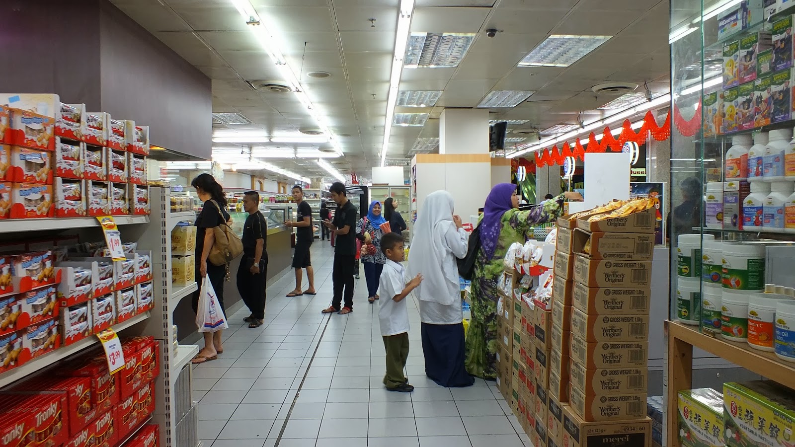 JOB SUPER MARKET HUA HO BRUNEI DARUSSALAM