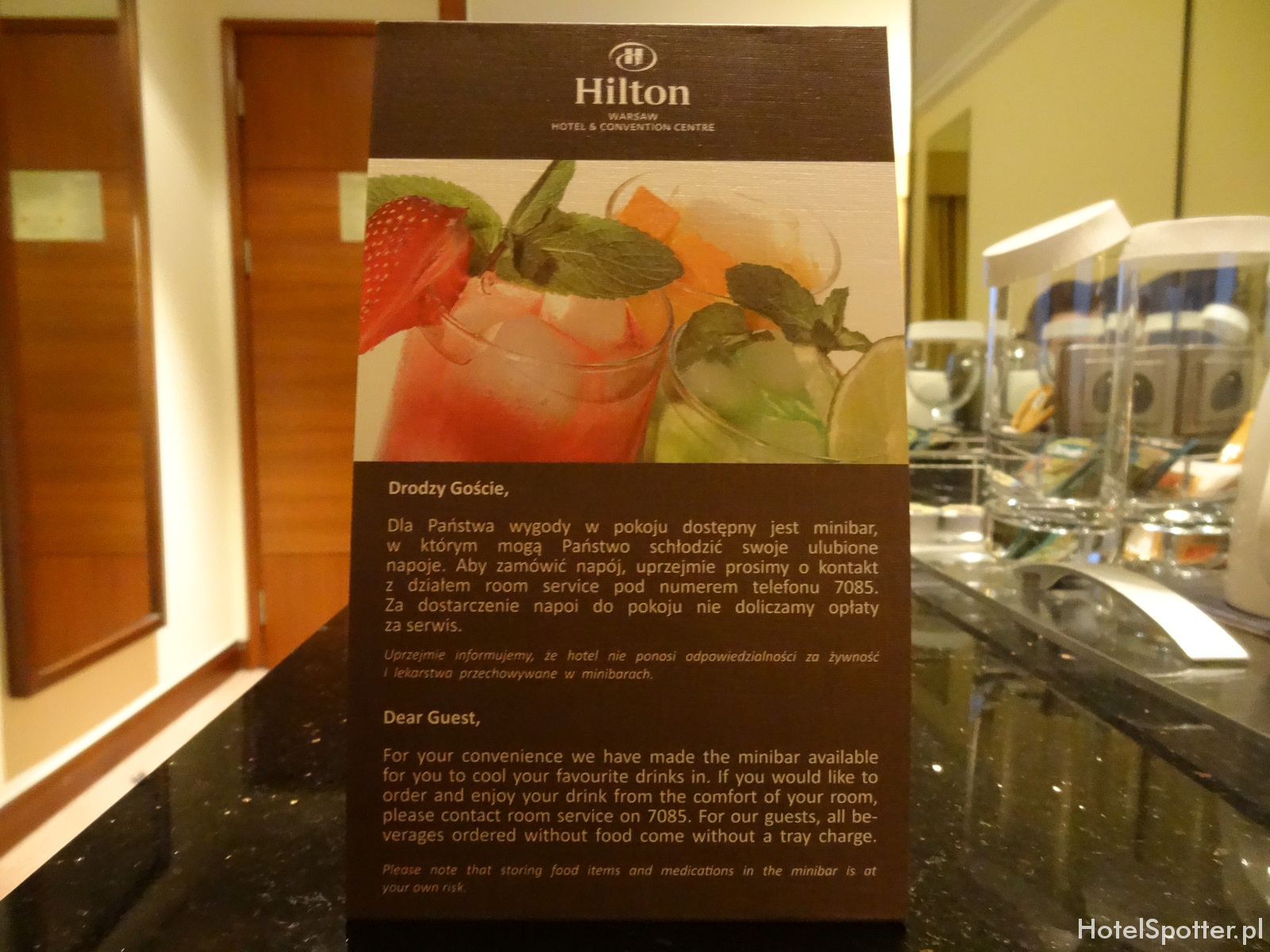 Hilton Warsaw Hotel - info o minibarze
