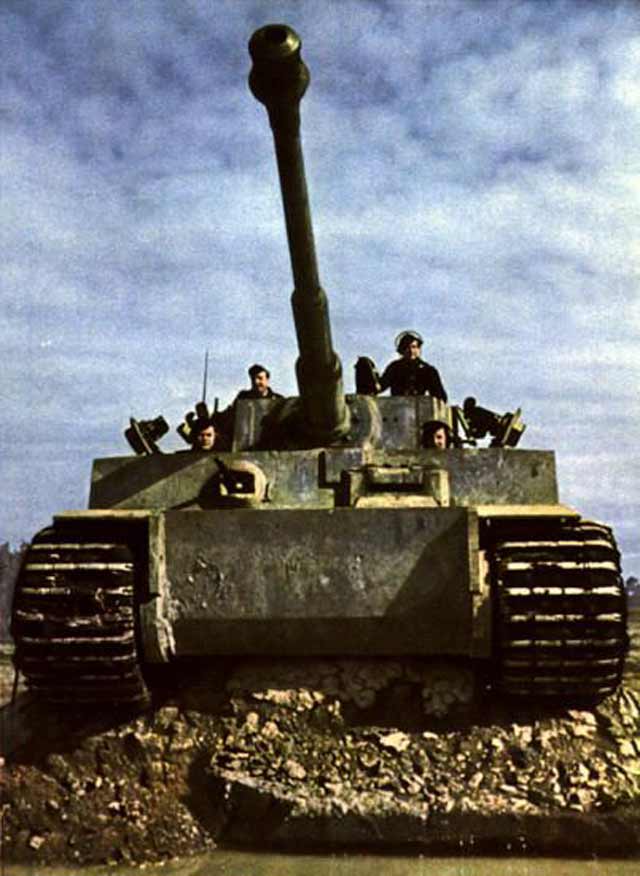 World War II in Pictures: Tiger Tanks