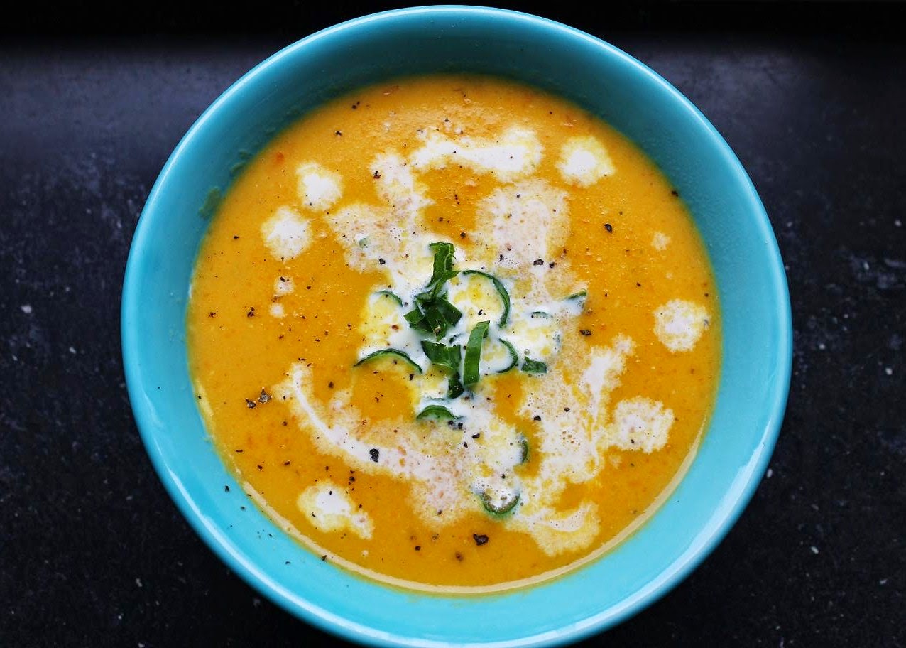 Gourmandises végétariennes: Orangen-Linsen-Karotten-Suppe Gourmandises végétariennes: Orangen-Linsen-Karotten-Suppe