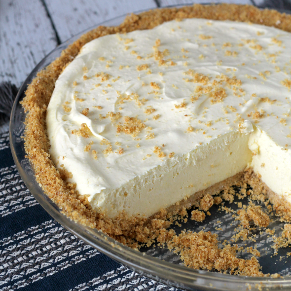 Whatcha Makin' Now? Frozen Lemonade Pie