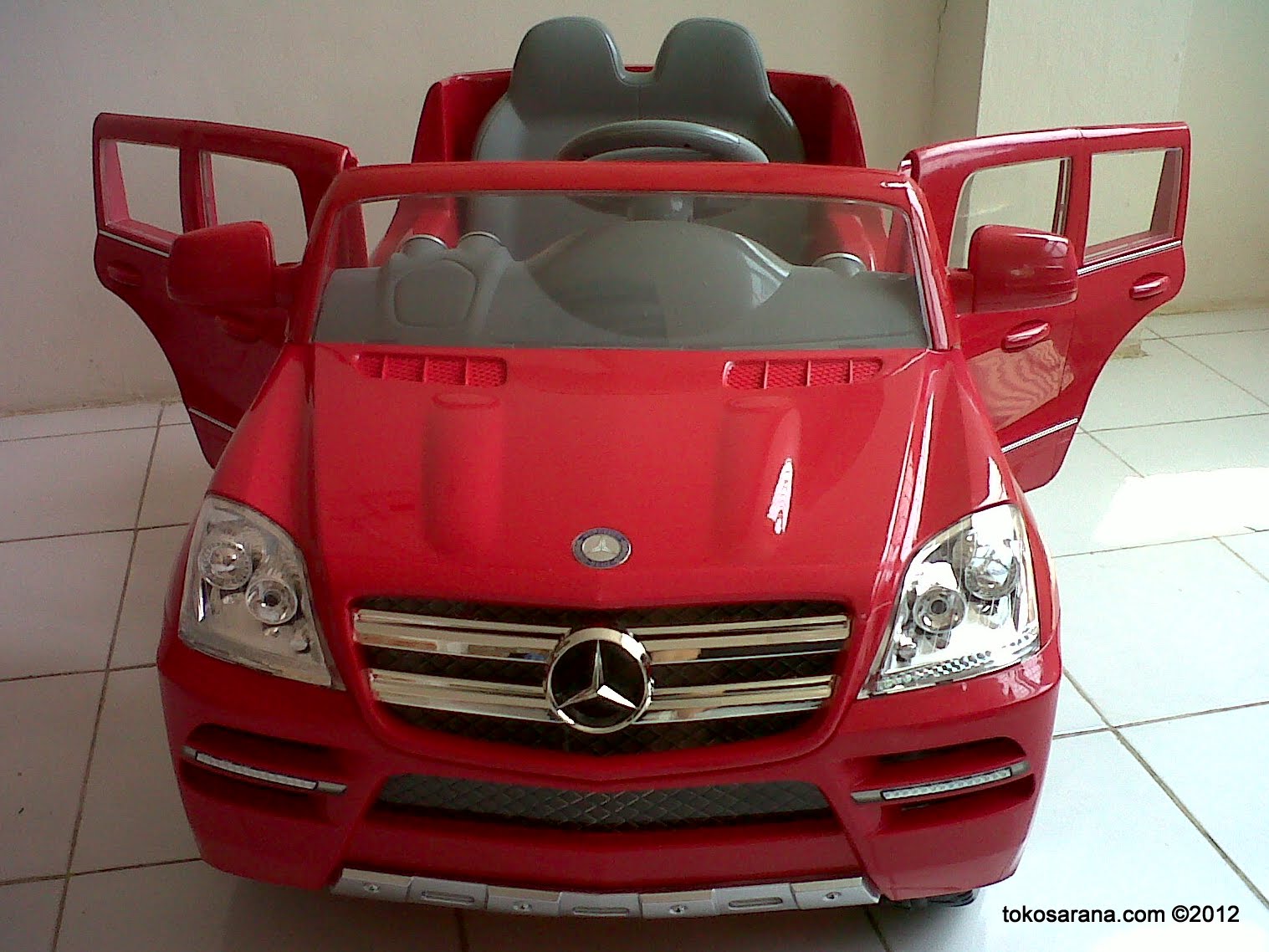 Gambar Mobil Mainan Mercedes-Benz GL