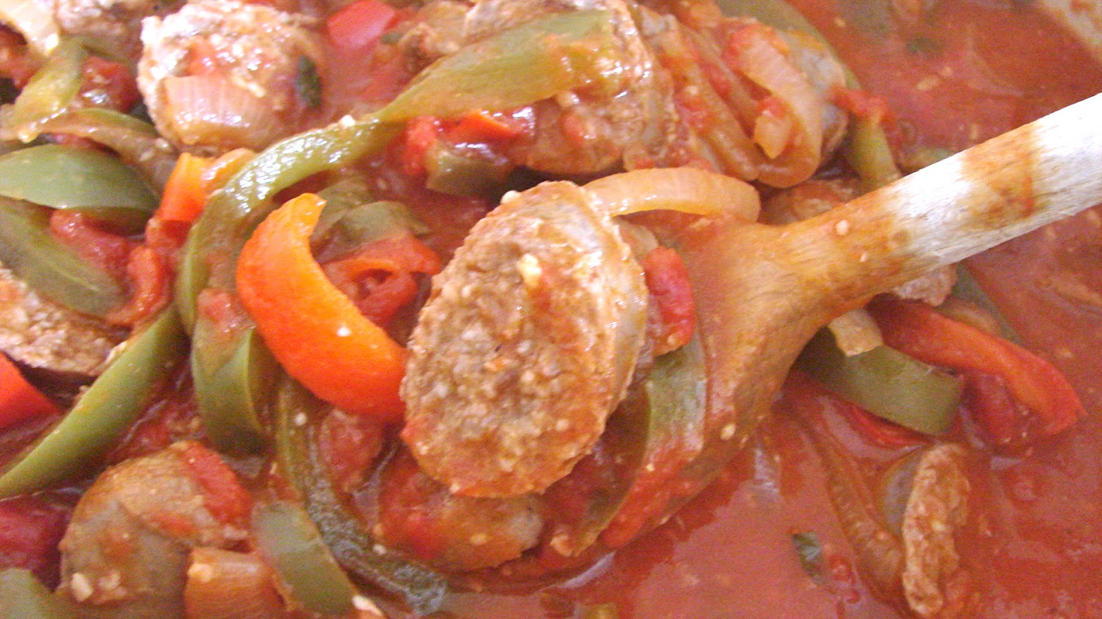 Ashleigh HomeMaker Turkey Sausage and Peppers
