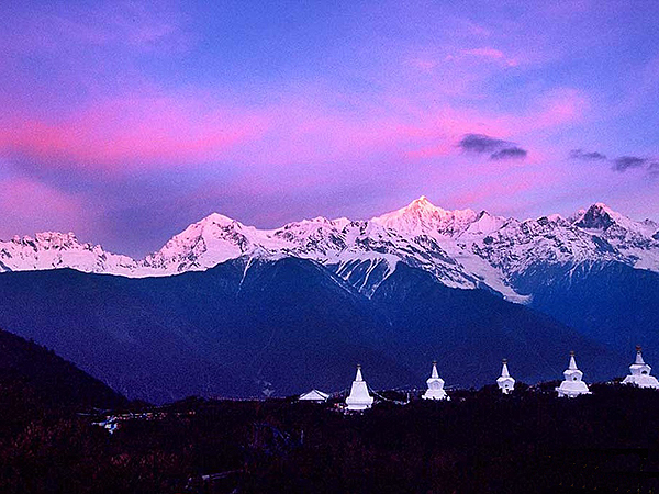 10 Gunung Gletser Bersalju yang segera punah kering kerontang di depan