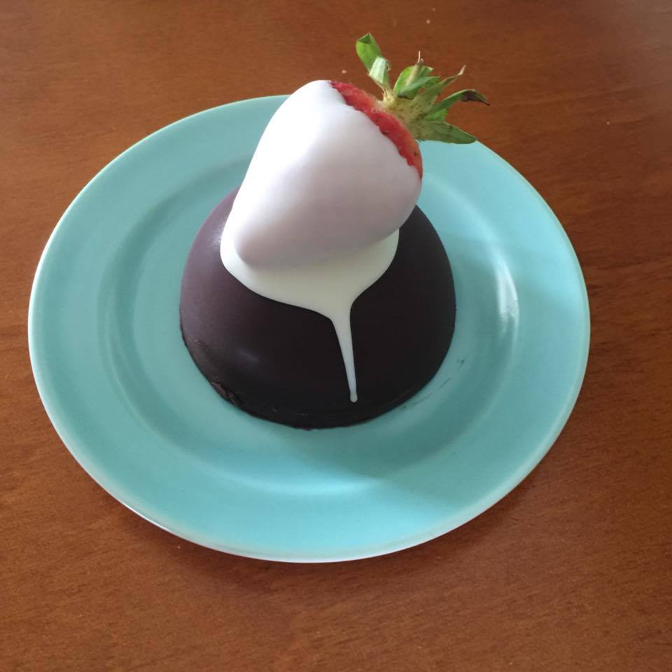 Dome shape desserts using millionaires caramel from Kiwicakes Kiwicakes