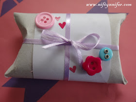 http://www.niftynnifer.com/2018/02/how-to-make-pillow-boxes.html