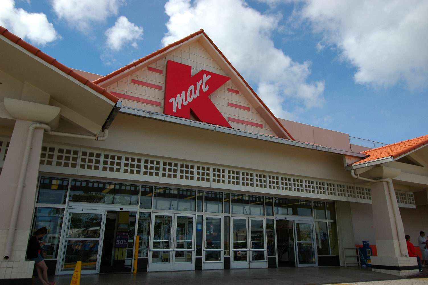 BLACK FRIDAY SHOPPING CRAZE IN GUAM THE WEB MAGAZINE