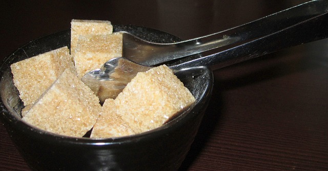 Puedes utilizar azúcar moreno si no consigues piloncillo o panela