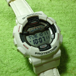 ベルトとベゼルを元に戻す Casio G Shock Gls 100