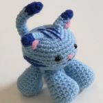 http://blog.jhwinter.com/free-crochet-pattern-floppy-cat/