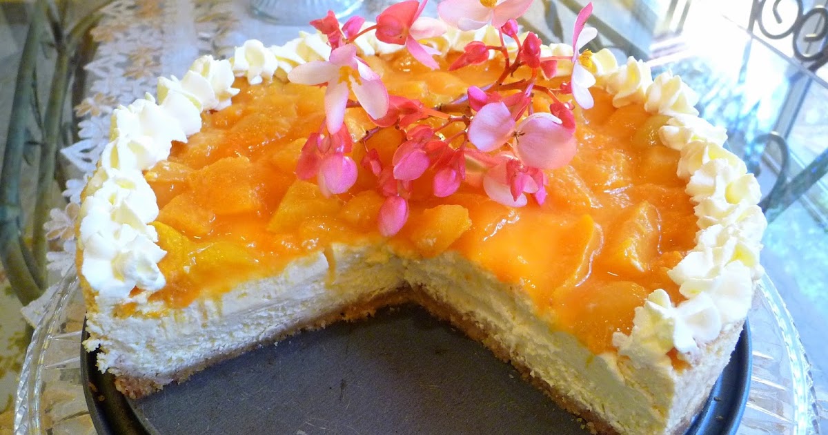 SOUR CREAM CHEESECAKE WITH LEMON ACCENTS