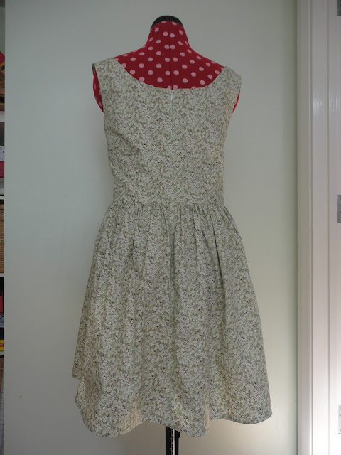 Lilou dress - Tilly and the Buttons - Love at First Stitch