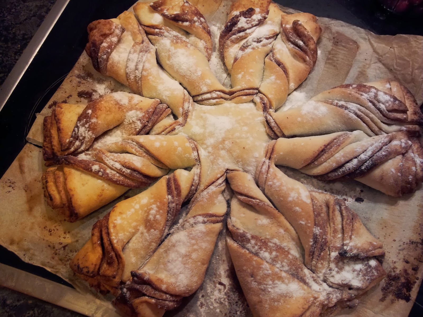 Cooking in Zurich Cinnamon Roll Snowflake