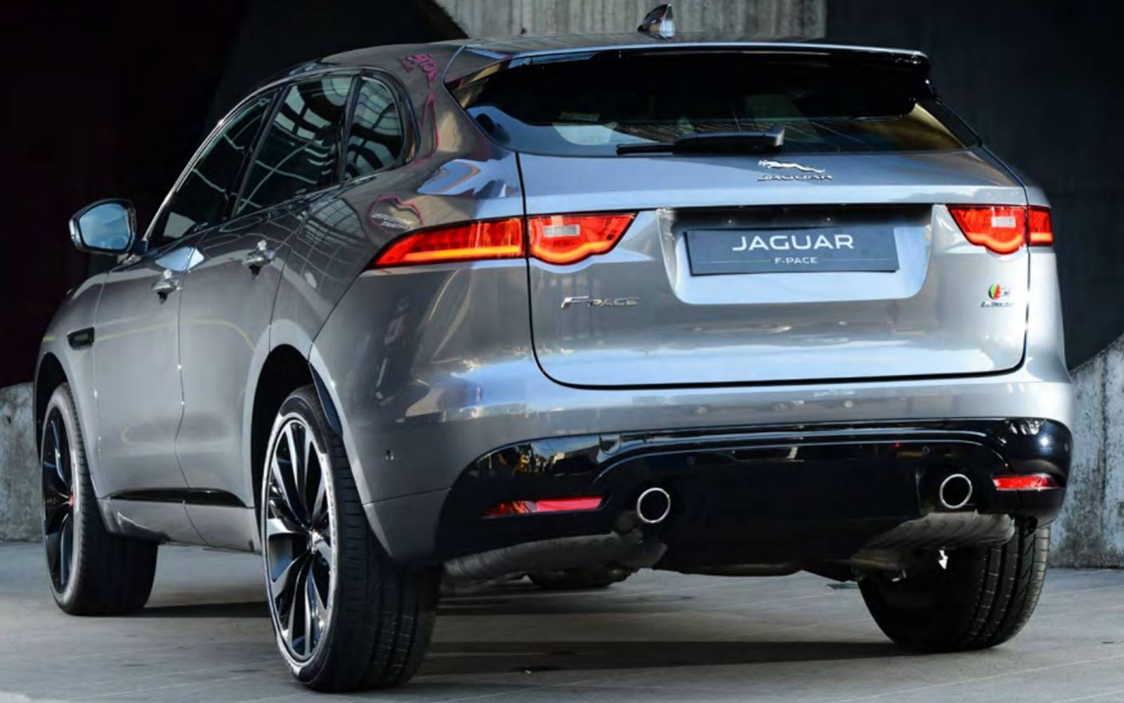 Jaguar FPACE SUV de luxo chega ao Brasil a R 309 mil