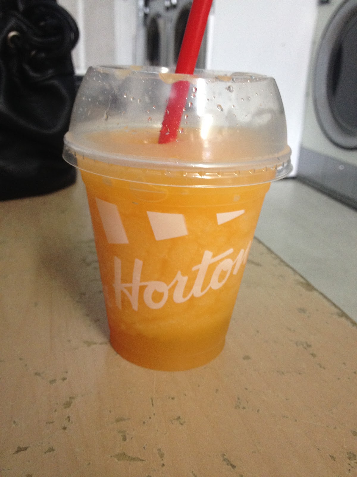 pineapple orange fruit smoothie tim hortons