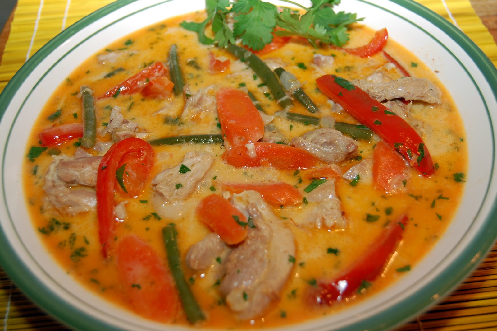 Southern Lady's Recipes: Chicken Curry