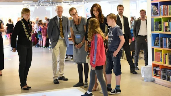 Crown Princess Mary opened the campaign of Sommerbogen 2014