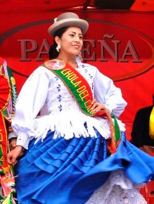 Hampaturi elige a Cholita Paceña
