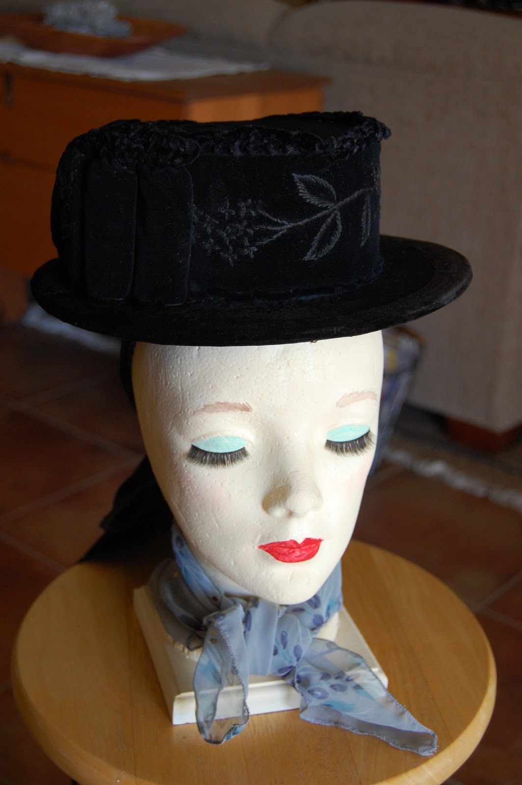 My Artistic Side Victorian riding hats!