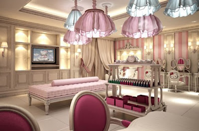 World's First Hello Kitty Spa In Dubai - Massage bed