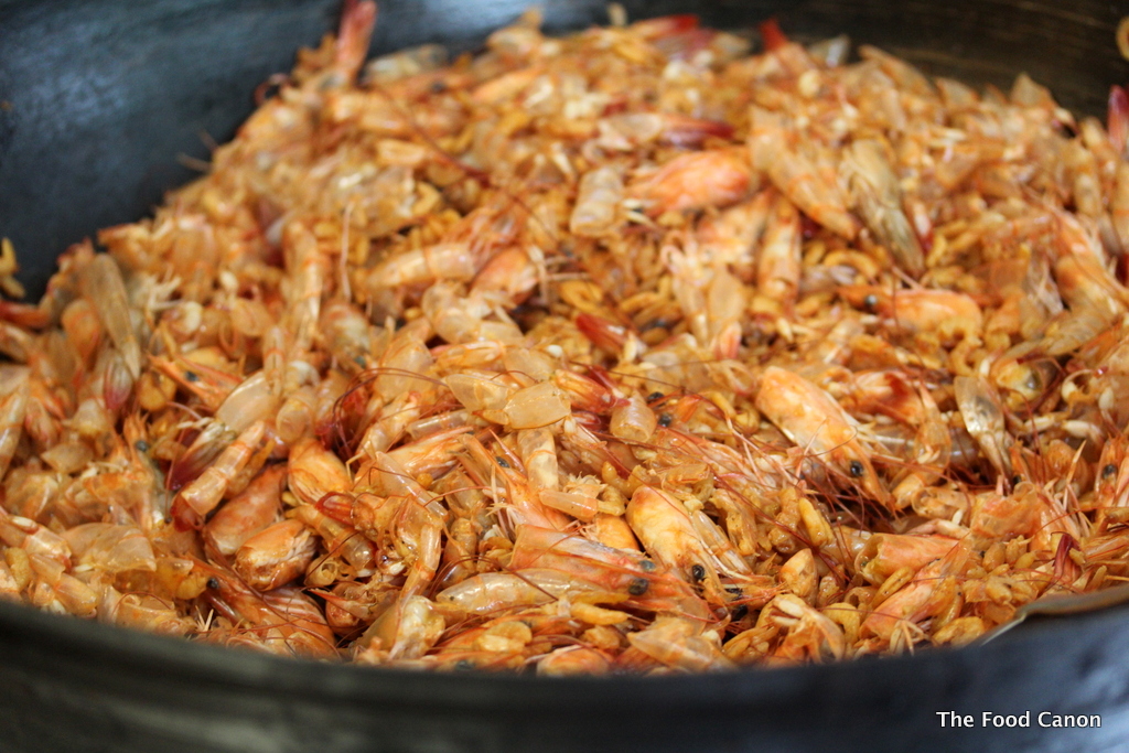 Serving Auntie Ruby's Hokkien Prawn Mee for a party - Some cooking ...