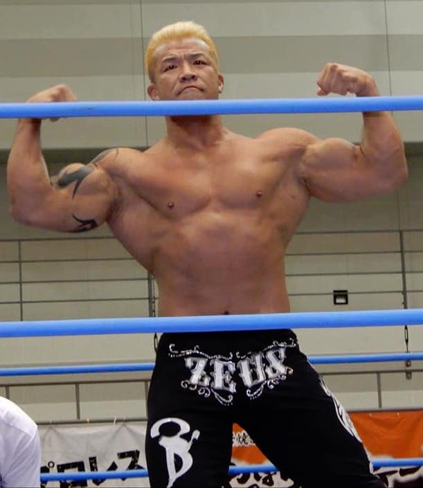 Beefcakes of Wrestling Muscle Monday Zeus