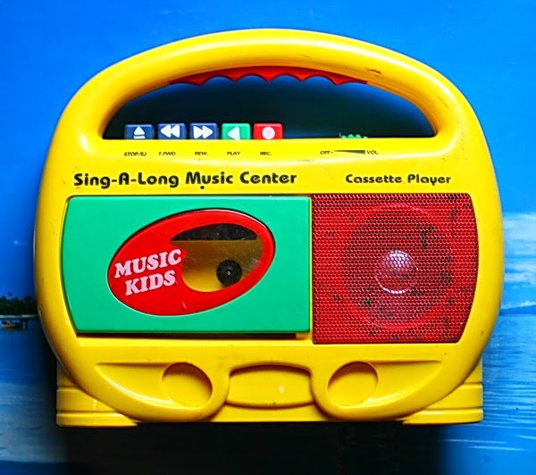 Dunia Lawas Music kids cassette player