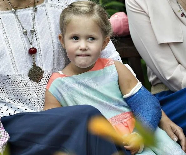 Queen Margrethe, Prince Henrik, Crown Prince Frederik, Crown Princess Mary, Prince Christian, Princess Isabella, Prince Vincent, Princess Josephine and Princess Athena