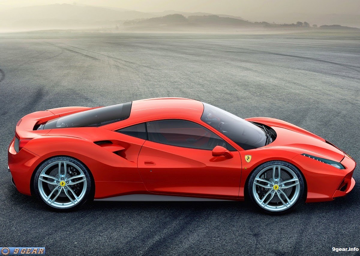 2016-Ferrari-488-GTB-05.jpg