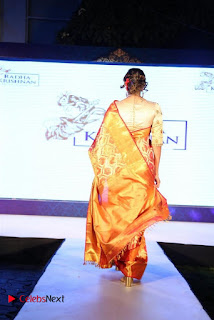 Actress Lakshmi Manchu at Fashion nd Radha Krishnan Silk Sarees Launch  0003