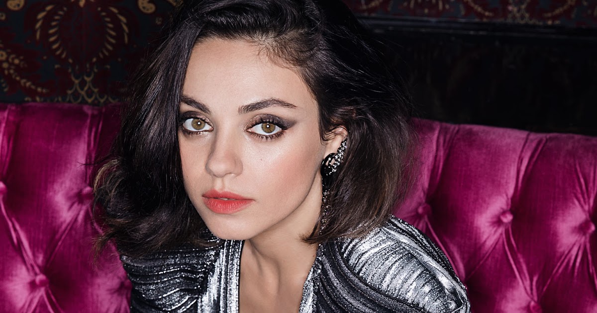 Smile: Mila Kunis in The Edit November 3rd, 2017 by David Bellemere