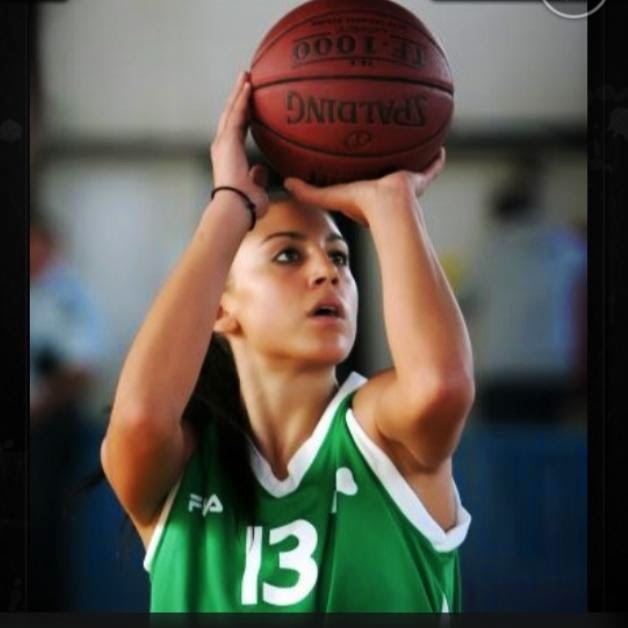 Πρώην "πράσινη" στο πλευρό του Ντάνστον (pics)