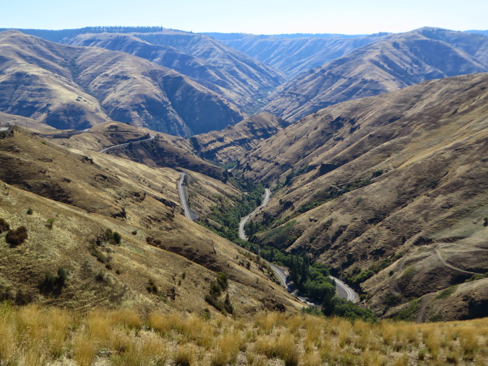 DESTINATIONS NORTHWEST Rattlesnake Grade A Road to Remember