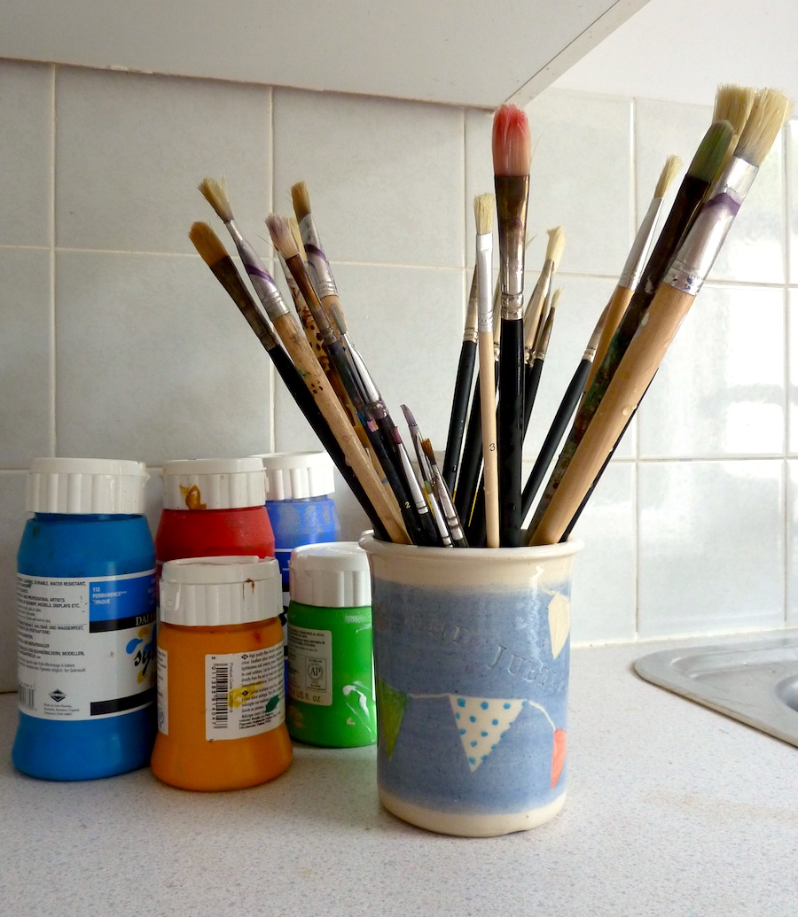 Nikky Corker: My lovely paint brush pot