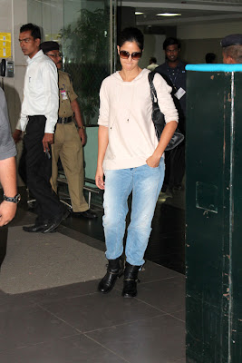 Katrina Kaif returns from 'Ek Tha Tiger' shooting-spotted at airport