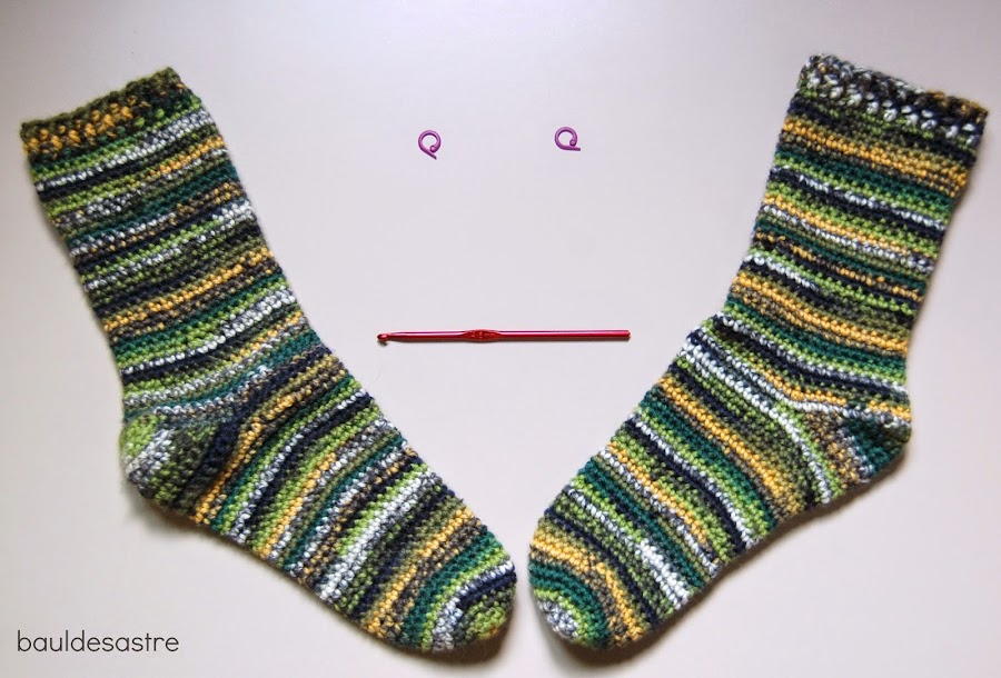 calcetines de lana a ganchillo