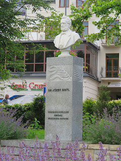 Popiersie dr Józefa Dietla dietl