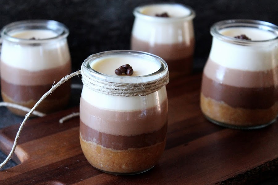 Tarta tres chocolates en vasitos sin lactosa