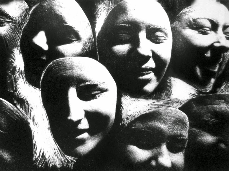 Mixed Media Manic USING A TRANSPARENCY AS SCRATCHBOARD