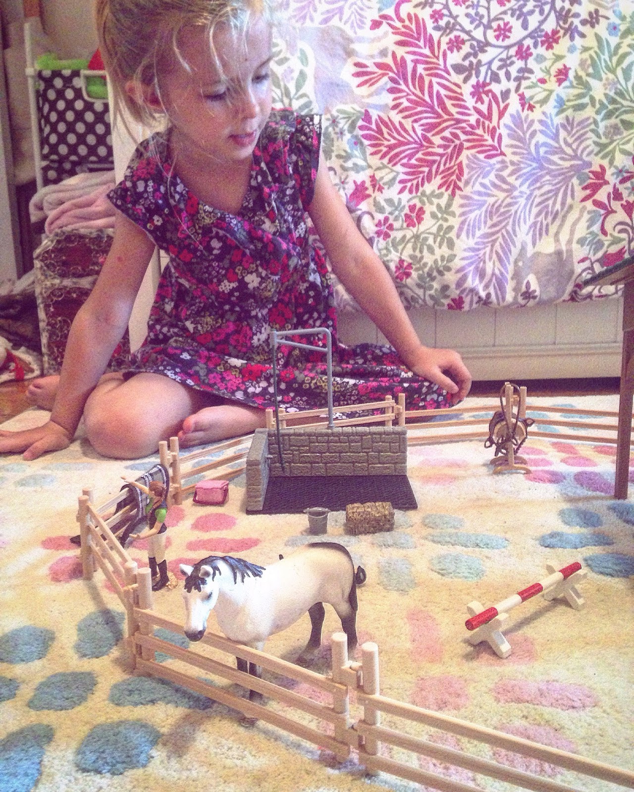 baby meets city: Review: Schleich Horse Club