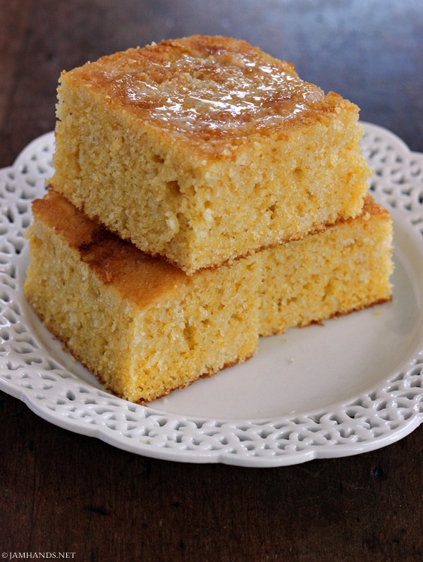 Sweet Buttermilk Cornbread