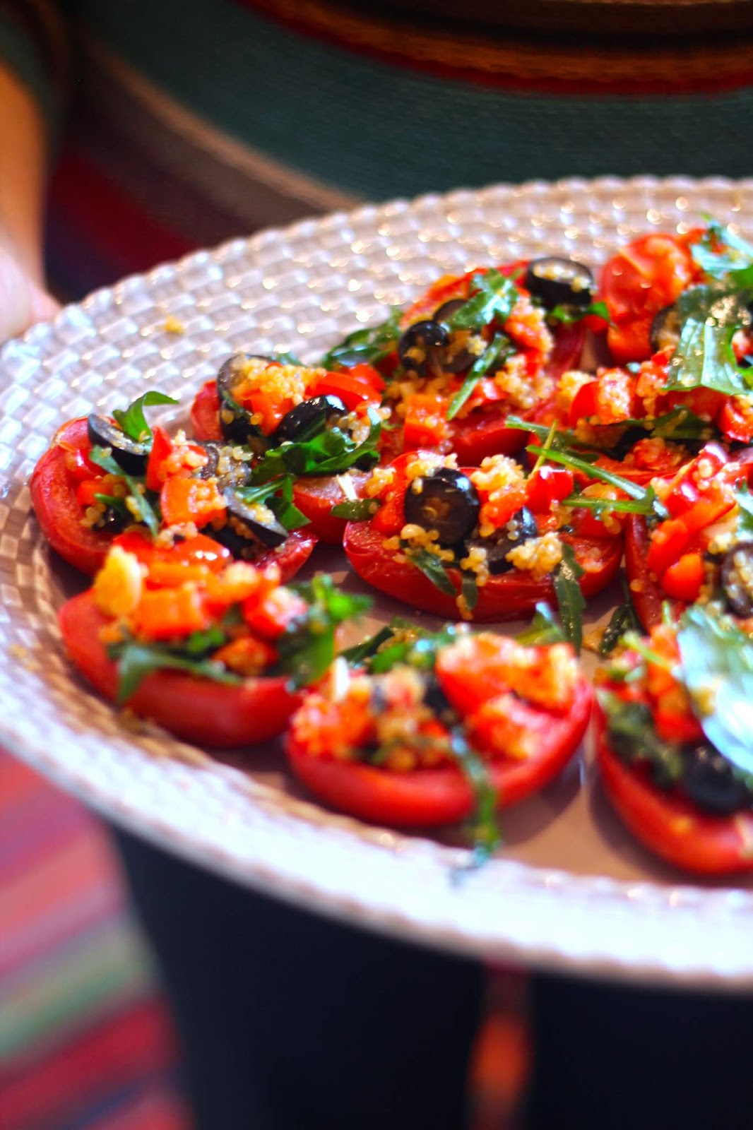 Tomates Assados com Salada de Quinoa
