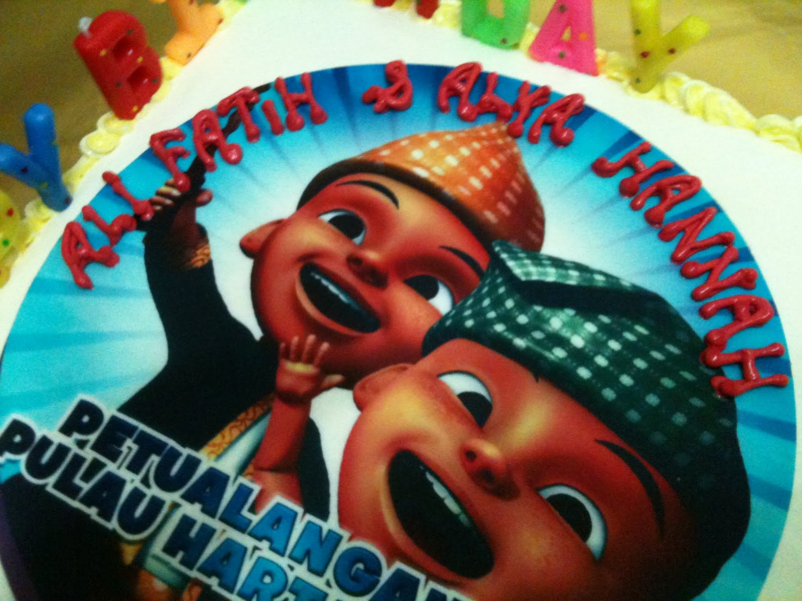 mamabisya-cake-house-upin-ipin-edible-picture-birthday-cake