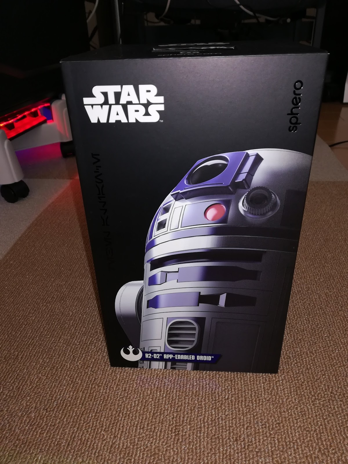 Sphero スターウォーズ R2D2 APPENABLED DROID購入