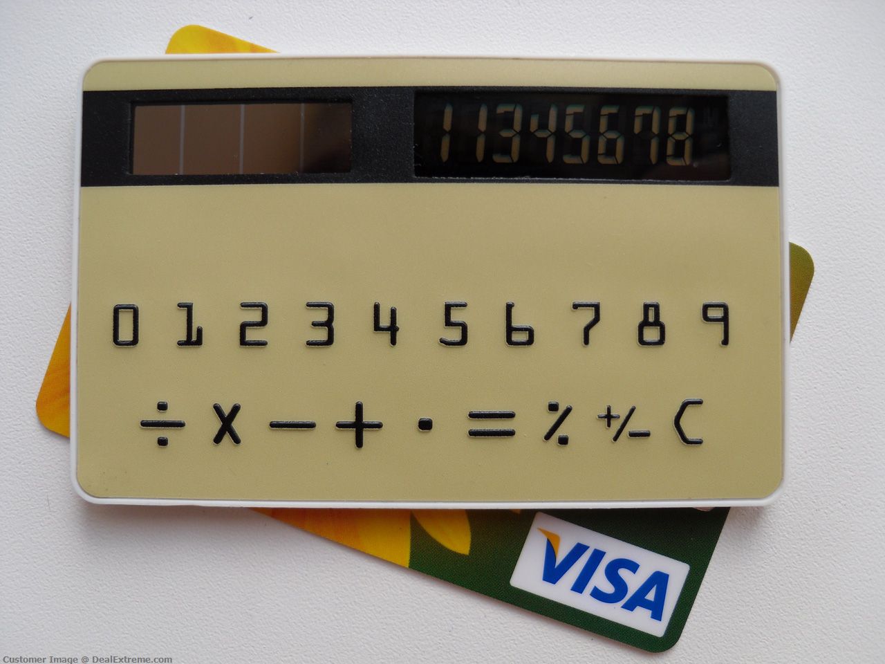 Калькулятор кредитной карты банка. Калькулятор карточка. Калькулятор размером с кредитную карту. Мини калькулятор карточка. Калькулятор в виде карточки.