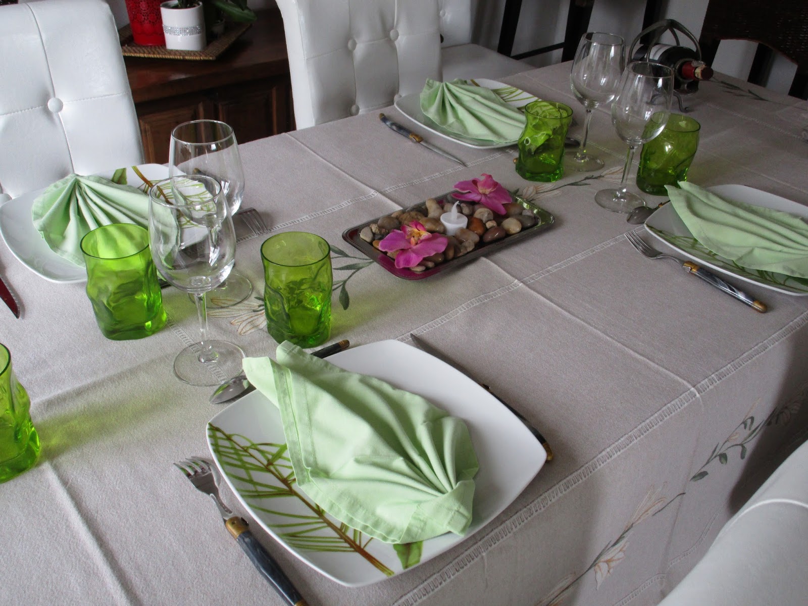 Déco de table à thèmes Une table toute simple et zen