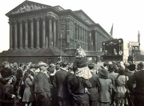 Codman's Punch and Judy show, St George's Crescent, 1950s