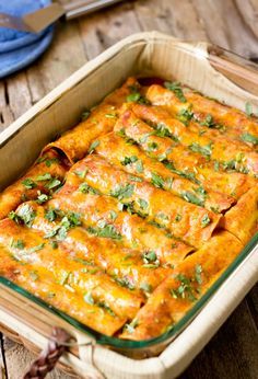 These black bean vegan enchiladas are packed with complex flavors, plenty of nutrition and antioxidants. It’s a wonderful dish for Meatless Monday.
