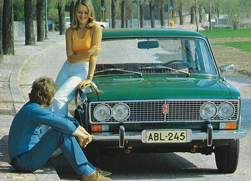 Vintage advertising posters of Soviet cars from the past  1970s 1980s - 40